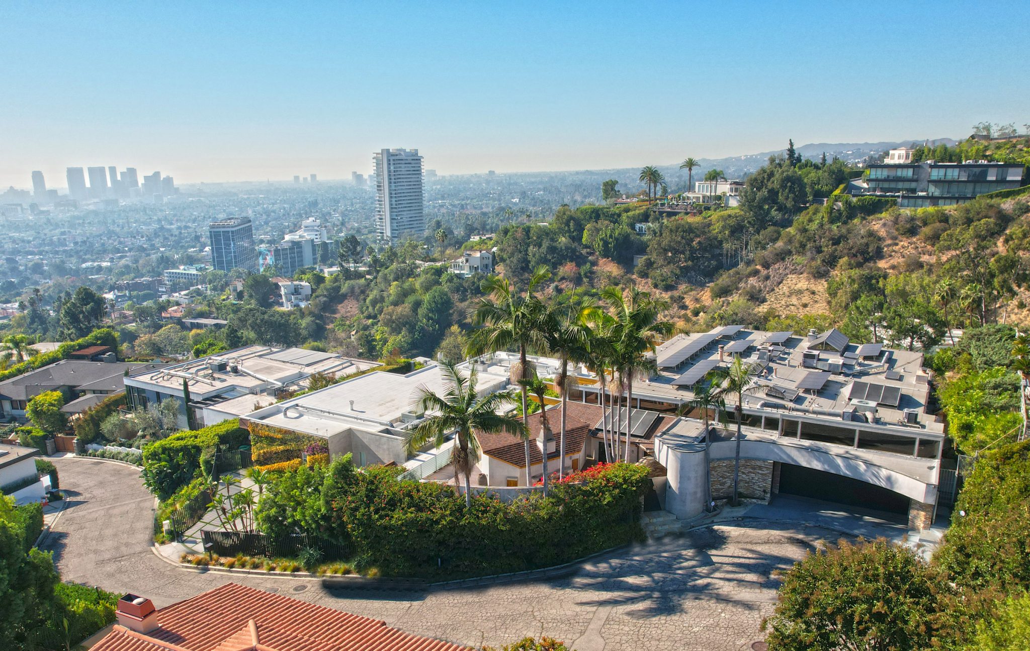 1443 Devlin Drive Los Angeles, CA 90069 A Birds Eye